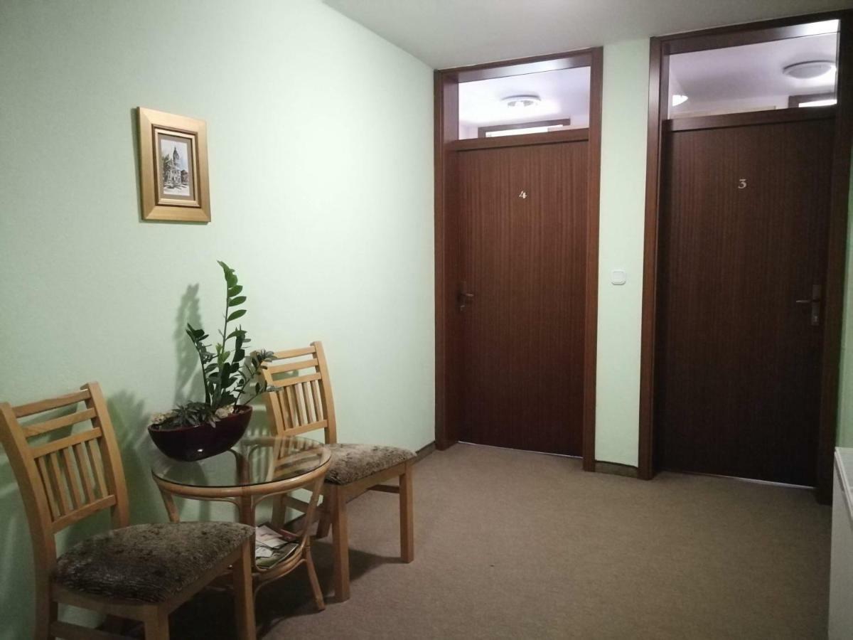 Grabrovnik Kavana I Sobe Monika酒店 外观 照片